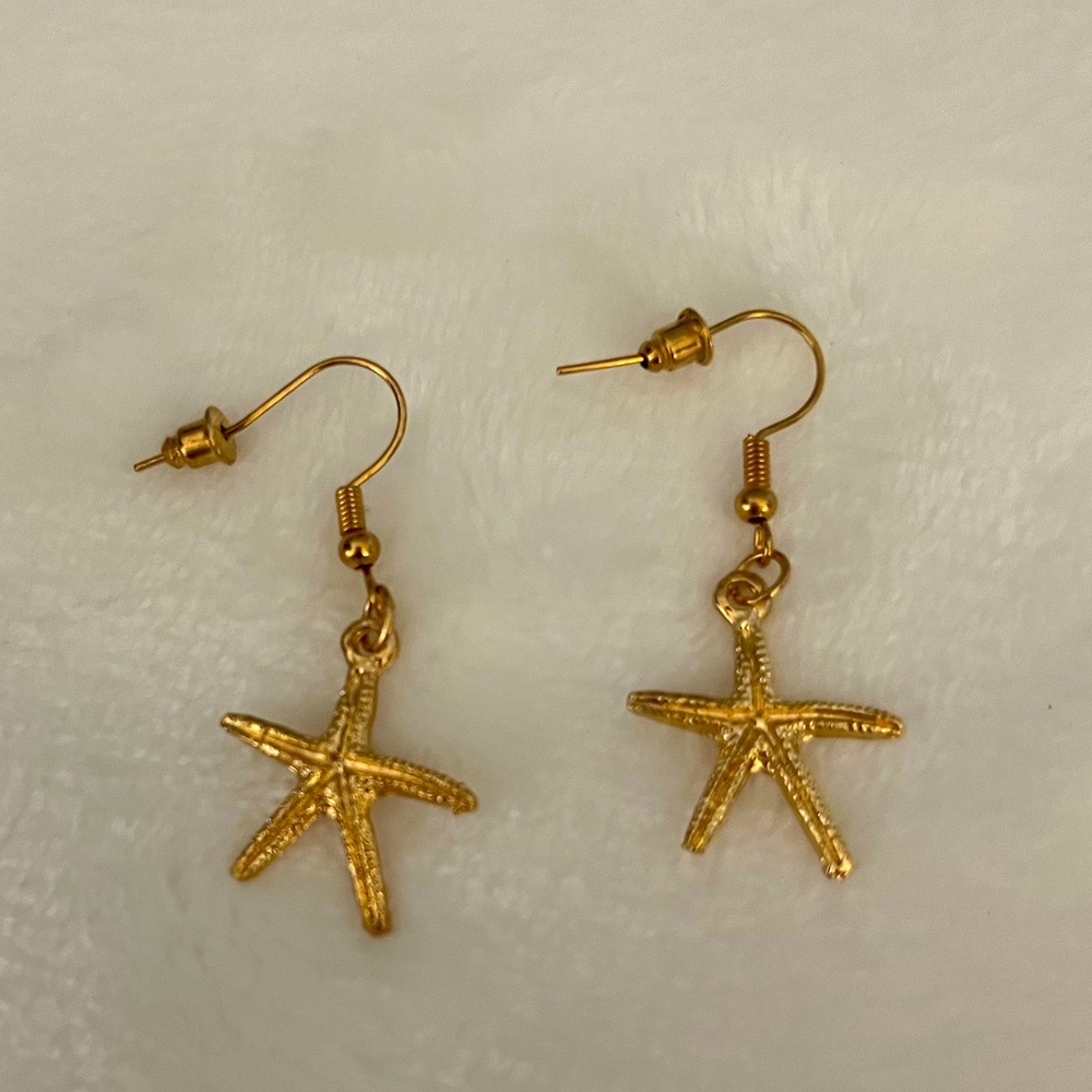 ❤️ Gold starfish earrings ❤️